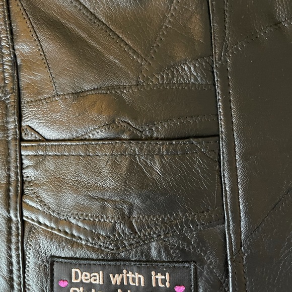 NWT DIAMOND PLATE LADIES ROCK BLACK RIDING LEATHER VEST | Size Small - Picture 10 of 10